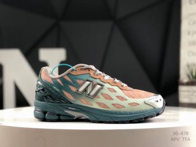 200 new Balance M1906系列 复古单品宝藏老爹鞋款 公司级 复古元素叠加 质感超级棒 楦版型材料细节做工精细 作为Nb最经典的档案鞋型之一 与