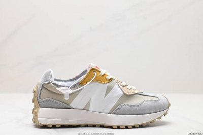 公司级new Balance Ms327 复古休闲运动慢跑鞋 完美细节 #全新 New Balance 327 系列 以更纯粹的复古风格设计打造的全新造型 侧身