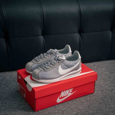 核心私 耐克Nike Classic Cortez 经典复古阿甘百搭慢跑鞋 货号：807472 010 尺码：36 36.5 37 38 38.5 39 40