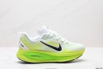 公司级Nike Vomero 18 耐克 舒适减震防滑 低帮跑步鞋 全掌Reactx泡绵中底 前掌和后跟还配备了Air Zoom气垫单元 据说跑起来更快更舒适哦