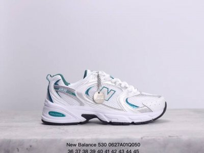 New Balance 530 复古跑鞋 小红书爆款 官网售罄 这双鞋确实是nb家经典复古款式之一，以全新科技诠释，成功打造530鞋款，鞋面在保持530基本线条