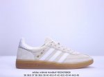 adidas ordinals Handball Spzl 灰白此款鞋采用近几年比较流行的版型设计，外观时尚大气。鞋底采用耐磨的材质，穿上它，让您感觉到舒适的体