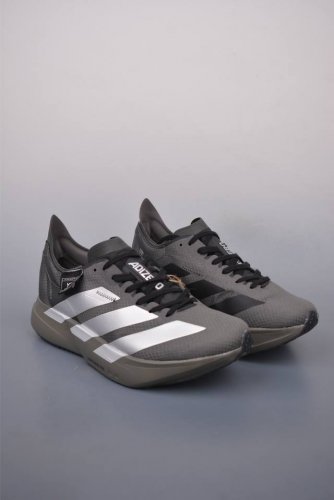 y-3 Adidas Adizero pro Evo 4 M 联名款 阿迪超轻透气缓震跑鞋 全掌碳板 整体外观造型与Adizero Adios pro Evo