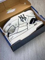￥300 纯原级Mlb Chunky Liner Basic 人气单品学长鞋系列轻量**厚底百搭休闲运动板鞋 男女轻便胶鞋 高级街头休閒品牌鞋。Mlb Chun