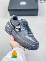 Nike Air Force1 玛卡龙 #原楦头原纸板 打造纯正空军版型#专注外贸渠道 全掌内置蜂窝气垫 #原盒配件 原厂中底钢印、拉帮完美 货号:Ci0919