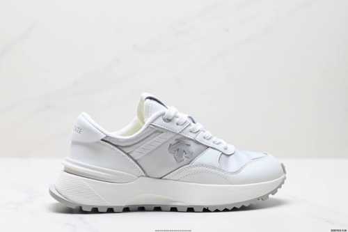 公司级迪桑特Descente Dualis都市通勤 Dsr 时尚防滑低帮 生活休闲鞋 货号:D4431Lsn21 尺码:36 36.5 37.5 38 38.5