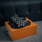 核心私 Louis Vuitton ｜路易威登2025Ss最新春夏款 村上隆 Takashi Murakami X Louis Vuitton 皮革 圆头套脚一