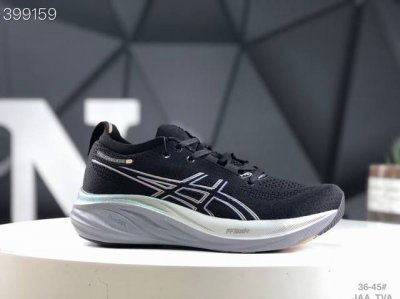 Asics 亚瑟士Gel-Nimbus 26稳定跑鞋鞋面采用双层提花网面设计，提高包裹性和透气性，后跟搭载稳定系统科技T-Gel提升整体支撑力和结构感，减少对身