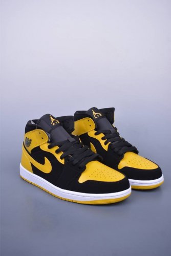 Air Jordan 1 Mid 黑黄 天猫贸外客户订单 市面最工高艺 中系帮列 全批Jw新次 原装模原大底 全鞋原厂制定皮料，手感细正腻确折边工艺 完美节细诠