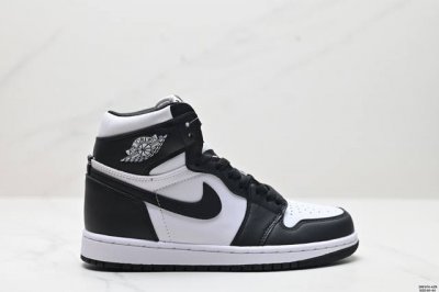 真标耐克nike Air Jordan 1 Retro High Og “Aj1代迈克尔 乔丹高帮经典复古百搭休闲文化运动篮球鞋 货号:555088 010 尺