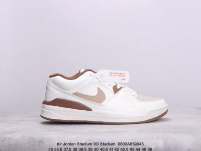 air Jordan Stadium 9O Stadium jordan Stadium 90充满了对tinkerhathield 原创设计的致敬，包括中足网状