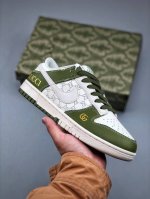 Nike Sb Dunk Low X Gucci 白绿纯原大厂出品 极力推荐原装头层材料 独家版型蒸餾加工帶來的是更好的视觉和脚感体验大厂纯原品质出货 清洁度