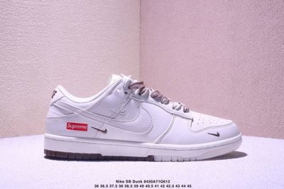 海外爆款限量发售！公司级 Nike Sb Dunk Low“ Supreme联名 白棕双拼小勾” 周年高端定制 低帮休闲板鞋 定制鞋盒 大厂纯原品质出货 超高清