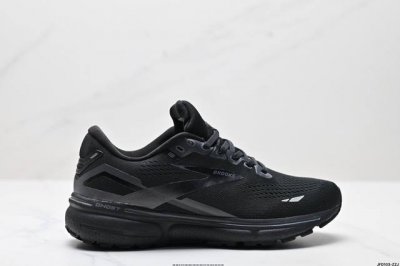公司级Brooks Ghost 15 布鲁克斯减震耐磨训练女子防滑跑步运动鞋 款跑鞋以其卓越的缓震性能和舒适度备受青睐，采用了Biomogo Dna自适应缓震中