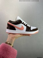 180 公司级Nike Air Jordan 1 Low aj1乔1低帮休闲板鞋 同步官方配色 头层皮打造 正确满胶鞋垫 四线拉帮 原厂织唛标 鞋舌高弹海绵填充