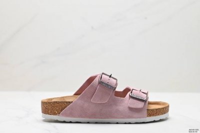 纯原舒适又时髦,潮人都在穿德国百年知名鞋履品牌 勃肯birkenstock Boston Suede Shearling 波士顿系列士夏季凉鞋 货号:10095
