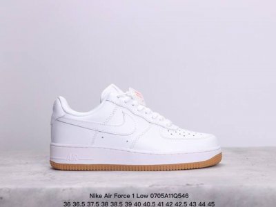 真标 耐克nike Air Force 1 Low 空军一号 低帮百搭休闲运动板鞋。柔软、弹性十足的缓震性能和出色的中底设计，横跨复古与现代的外型结合，造就出风