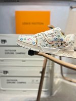 路易威登 Louis Vuitton Lv路易威登板鞋 新款 Lv Trainer最新配色运动鞋 L家 篮球鞋风格运动鞋 该鞋由艺术总监 Virgil Ablo