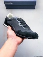 160 asics Onitsuka Tiger Serrano 亚瑟士鬼冢虎轻便休闲板鞋 0326104D22