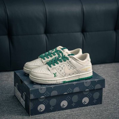核心私 Nike Dunk 全套原楦原模倾力打造完美版型 独家原厂航空铝磨具打磨大底 鞋头坡度极致还原 无解鞋型 原盒原配 圈内天花板工艺 原厂冲刀 超高清洁度