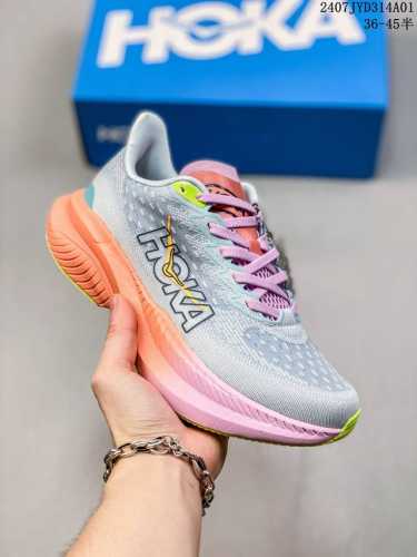 公司级hoka Mach 6 全新配色 这个品牌来自于新西兰的毛利语，Hoka表示大地，One One表示飞越，连起来就是飞越地平线，One One不是读作“万