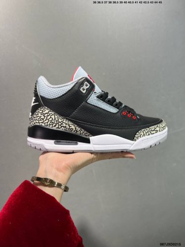 公司级Air Jordan 3 Retro Aj3 乔3 复古休闲运动文化篮球鞋。 首次使用经典传神Jump Man Logo 并创新使用后掌可视气垫。清爽有余