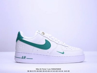 真标耐克Nike Air Force 1 Low 空军一号 低帮百搭休闲运动板鞋。柔软、弹性十足的缓震性能和出色的中底设计，横跨复古与现代的外型结合，造就出风靡