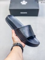 新品 迪桑特Descente Modern Style 柔软舒适休闲 防滑防磨一字拖鞋 黑色舒适 简约百搭 材料非常的软弹 夏日必备 很凉快 纯黑的鞋身很酷 光
