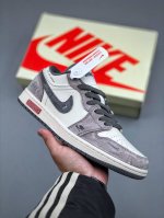Air Jordan 1 Low Aj1 乔1 斯图西联名 米灰金属标 高端定制 低帮复古篮球鞋 Sj9950-053 S2 #定制鞋盒 大厂纯原品质出货 超高