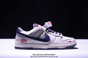 耐克Nike Sb Dunk Low 扣篮系列复古低帮休闲运动滑板板鞋。采用脚感柔软舒适Zoomair气垫，有效吸收滑板等极限运动在落地时带来的冲击力，为街头运