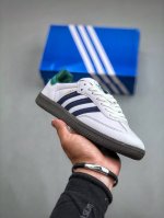 Adidas Originals Samba Vegan Og桑巴舞系列绅士德训足球风百搭低帮休闲运动板鞋 货号：Ih4882 尺码：36-45 半