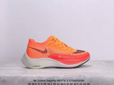 Nk Zoomx Vaporfly Next％ 2 马拉松针织面透气运动跑鞋 Cu4111-401 #内置真碳 搭载 Flyknit 材料 打造出众弹性 易于穿