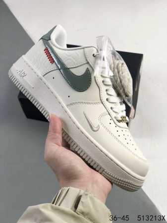 公司级带半码！ 耐克Nike Air Force 1 Low 空军一号 低帮百搭休闲运动板鞋 柔软、弹性十足的缓震性能和出色的中底设计，横跨复古与现代的外型结合 - 点击图像关闭