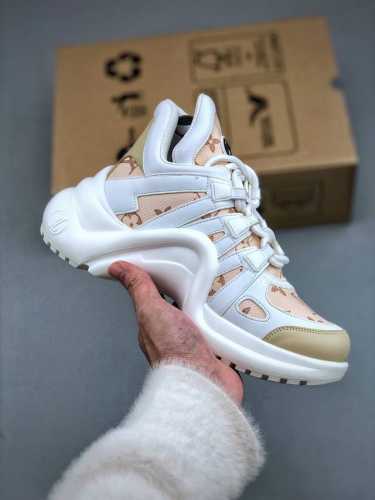 740支持放店 Ns炸款米兰走秀风，高奢品牌-路易威登Louis Vuitton Archlight Sneakers Lv真皮拼色减震网面运动弓型舞蹈复古老爹
