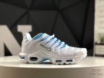 真标耐克 Nike Air Max Plus Tn Ultra 复刻版 科技复古耐克Tn经典的Air Max Plus被很多跑鞋爱好者们所熟知，作为Nike历史