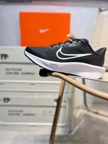 200 Nike Quest 6 全新跑鞋 网面透气 时尚休闲跑步鞋 简约高科技设计采用多层材料，为双足带来凉爽感受和稳固体验时尚鞋面搭配中足包覆设计，提供稳固