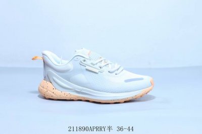 Lululemon Blissfeel 耐磨透气跑步鞋 211890Aprry半 36-44
