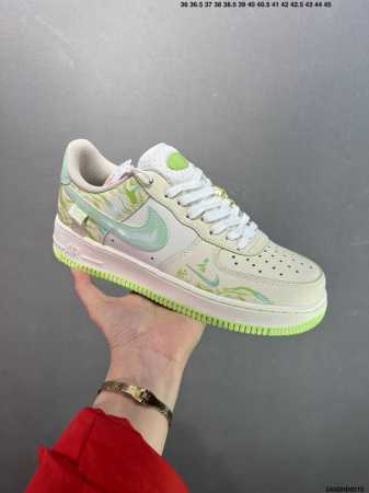 公司级Nike Air Force 1 Low “Night Gun Hole” “暗夜枪孔”空军一号低帮休闲运动板鞋 幽冷的月光洒在寂静的街道上，斑驳的树影犹 - 点击图像关闭