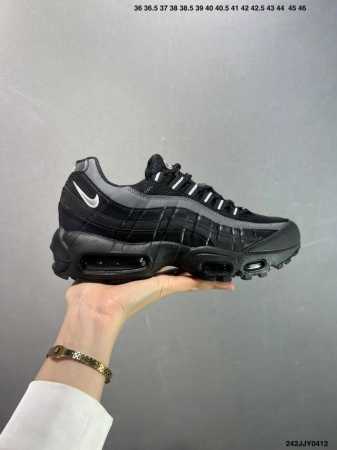 真标耐克Nike Air Max 95 Tt气垫复古慢跑百搭鞋休闲运动鞋 货号:Fb2709-010 尺码:36 36.5 37.5 38 38.5 39 40 - 点击图像关闭