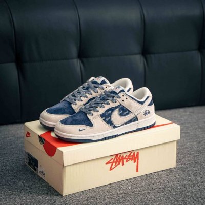 核心私 Nike Dunk 全套原楦原模倾力打造完美版型 独家原厂航空铝磨具打磨大底 鞋头坡度极致还原 无解鞋型 原盒原配 圈内天花板工艺 原厂冲刀 超高清洁度