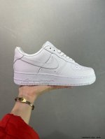Nk Air Force 1′07 Low 空军一号低帮百搭休闲运动板鞋 Cz8065-500 柔软、弹性十足的缓震性能和出色的中底设计 横跨复古与现代的外型结