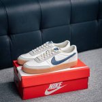 核心私 耐克Nike Killshot 2 Leather 受到Og网球鞋的启发，Killshot 2采用多种纹理皮革打造了鞋面，营造出清新的外观。从柔软的绒面