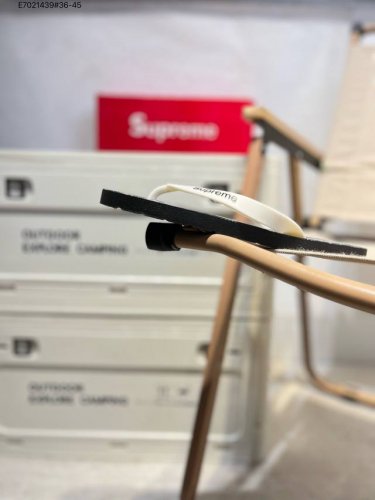 Supreme Suprize Design 街头潮牌沙滩人字拖鞋情侣款E7021439#36-45