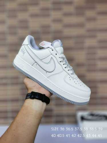 特价 独家实拍Stussy X Nike Air Force 1 Low 斯图西联名 米白炫彩反光空军一号低帮休闲板鞋 Un1635-702 #客供高亮3M反光