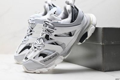 公司级Balenciaga 巴黎世家 男女鞋配件防尘袋及附送鞋带，采用环保牛剖革组合网织布鞋面材质，外置4层组合橡胶大底法国高端奢侈品牌-巴黎世家Balenci