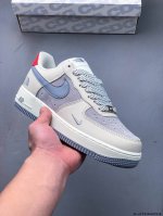 原楦数据纸版，采用硬质优质皮革鞋面材质，内置全掌Air Sole气垫。耐克 Nike Air Force 1 Low 空军一号低帮百搭休闲运动板鞋 050648