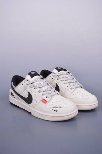 Nike Sb Dunk Low 斯图西联名 纯原大厂出品 极力推荐 原装头层材料 独家版型蒸餾加工 帶來的是更好的视觉和脚感体验 大厂纯原品质出货 清洁度 电