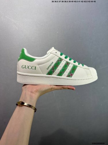 公司级Adidas Originals Gazelle Indoor 三叶草休闲防滑耐磨低帮板鞋 纯原版本 鞋头出色设计 塑就出众贴合感 稳固的后跟贴合足部曲线