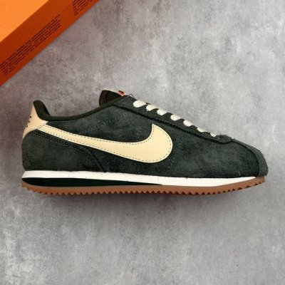 本地 核心私 公司级Nike Classic Cortez Nylon Pren 耐克经典轻便舒适男子阿甘鞋休闲跑步鞋运动鞋 纯粹而执着的精神 使得Cortez