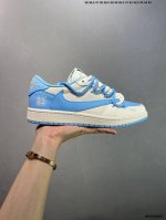 公司级Air Jordan 1 Low Og 高端定制 大厂纯原工艺 原楦原纸板 原厂头层皮料 铸造最完美鞋型 一眼区别任何市售土肥圆版本 中底 背胶 皮料 清